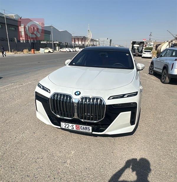 بي ام دبليو الفئة 7 2025 للبيع في العراق -  بغداد